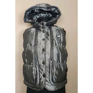 Basic Pleasure Mode Women Silver‎ Metallic Snap Zip Puffer Vest Jacket Size 8